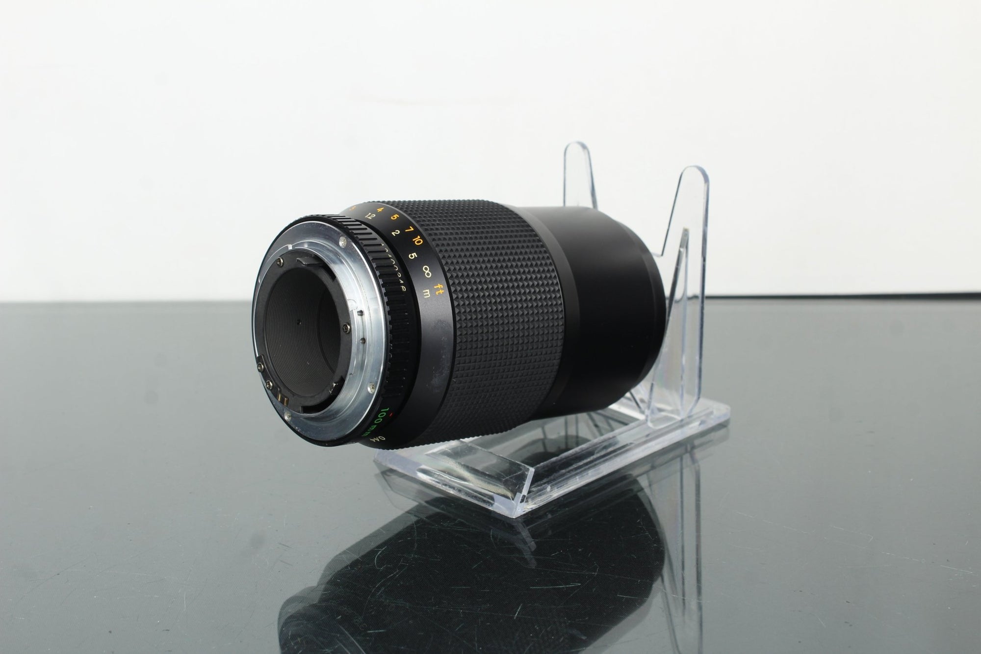 Yashica ML Macro 100mm 1:3.5 CY Mount - Dutch|Thrift