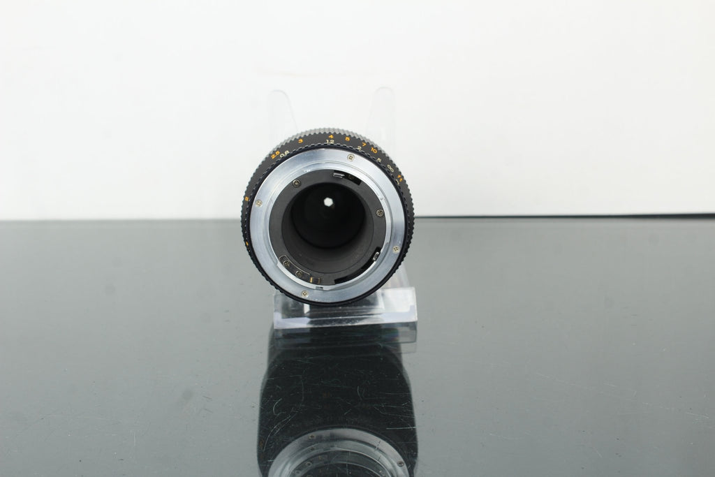 Yashica ML Macro 100mm 1:3.5 CY Mount - Dutch|Thrift