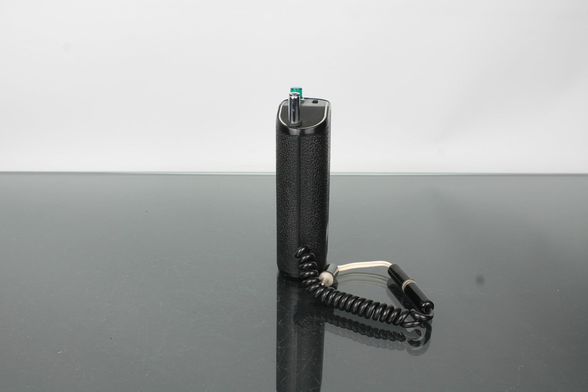 Yashica Radio Controller - R - Dutch|Thrift