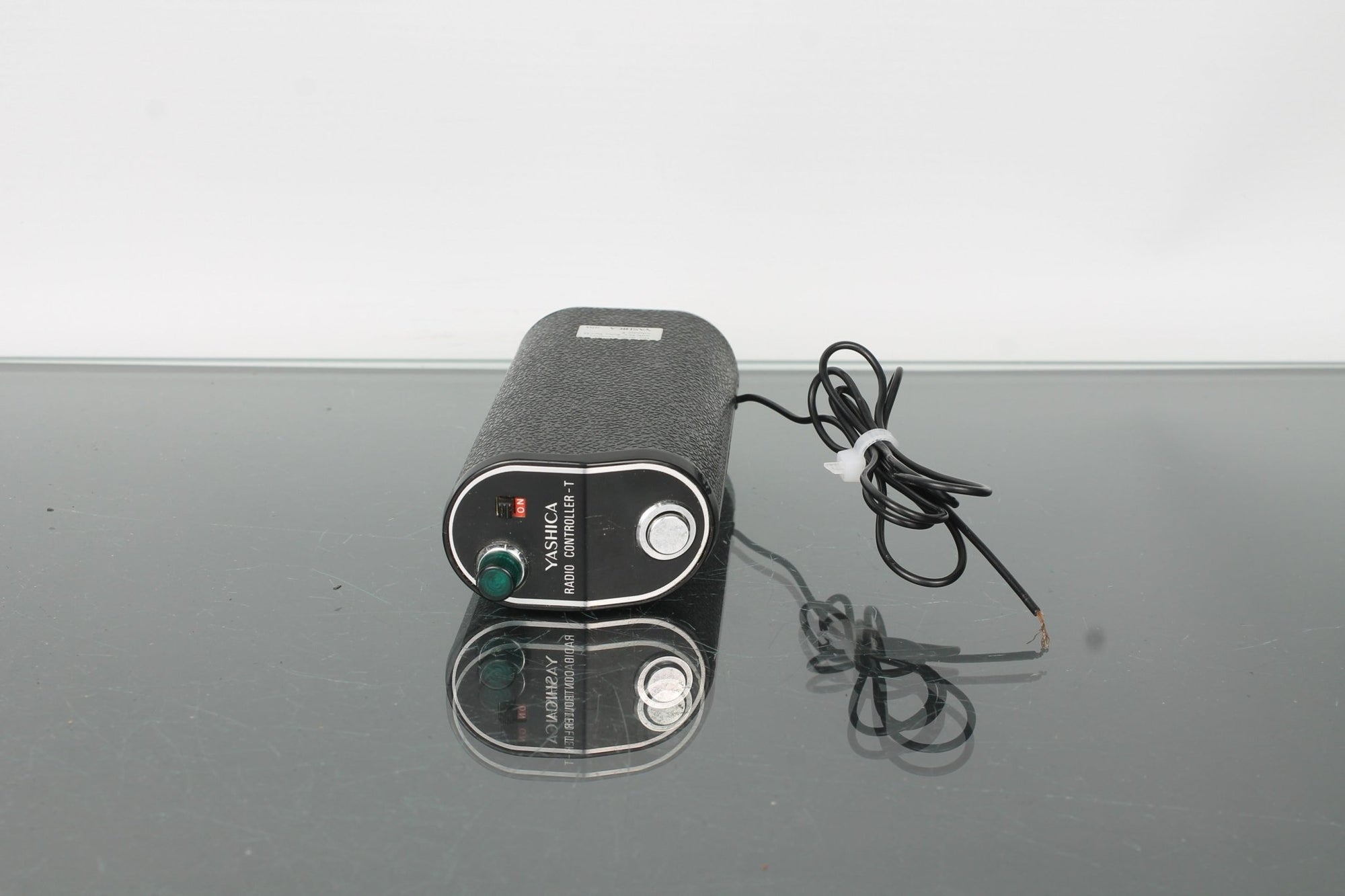 Yashica Radio Controller - T - Dutch|Thrift
