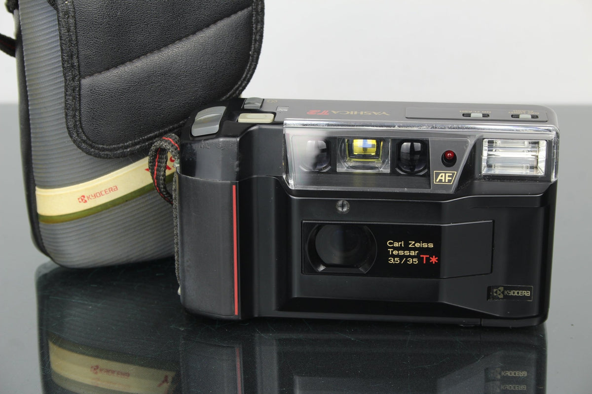 Yashica T2 - Dutch|Thrift
