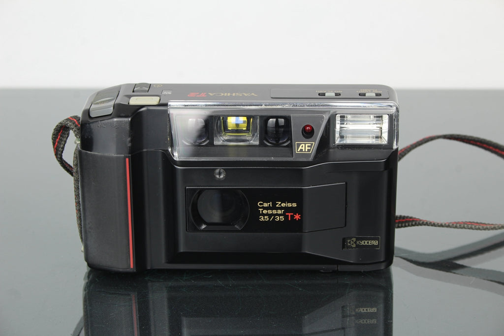 Yashica T2 - Dutch|Thrift