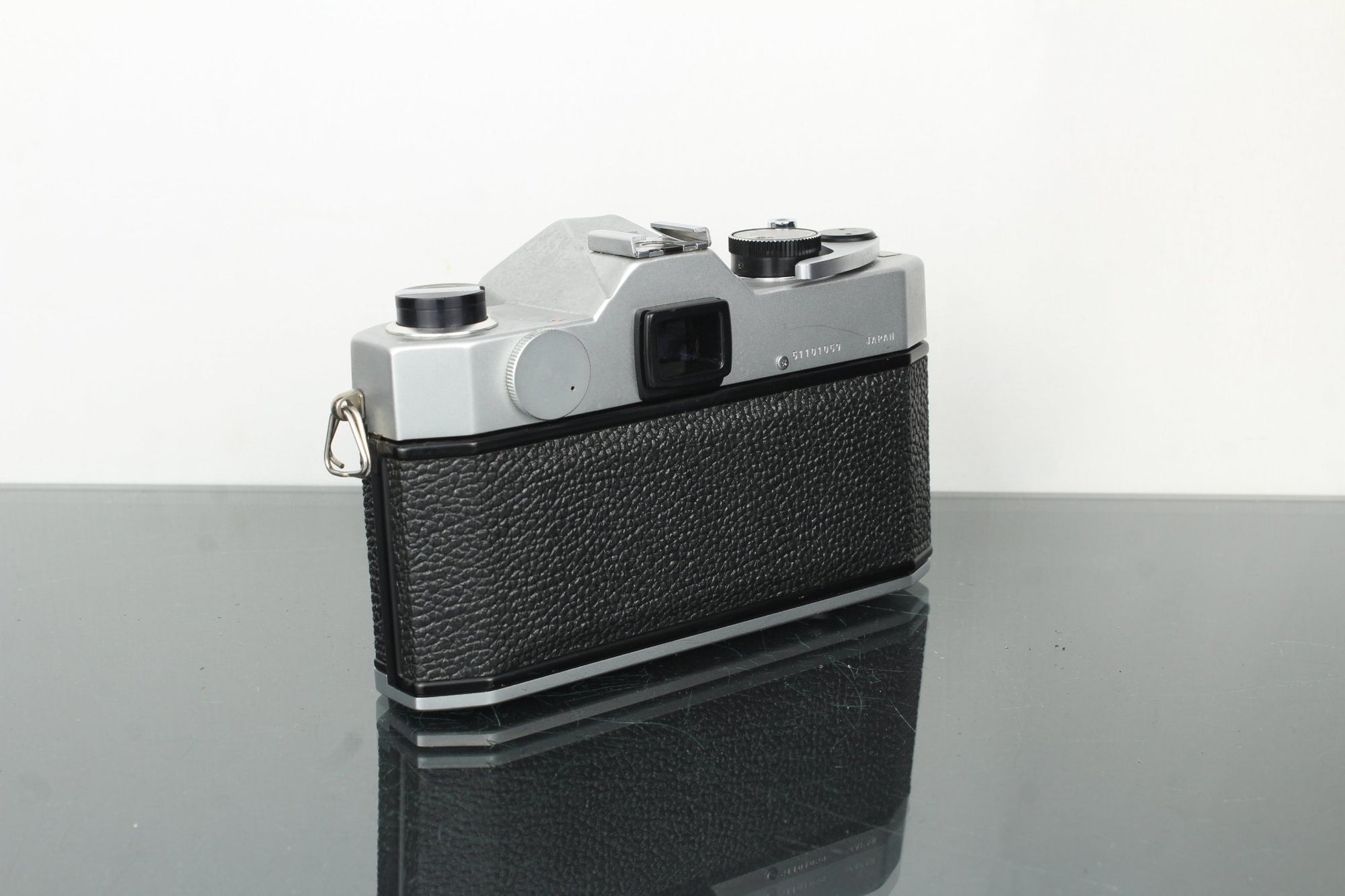 Yashica TL - Electro + Takumar 55mm f/1.8 M42 lens - Dutch|Thrift