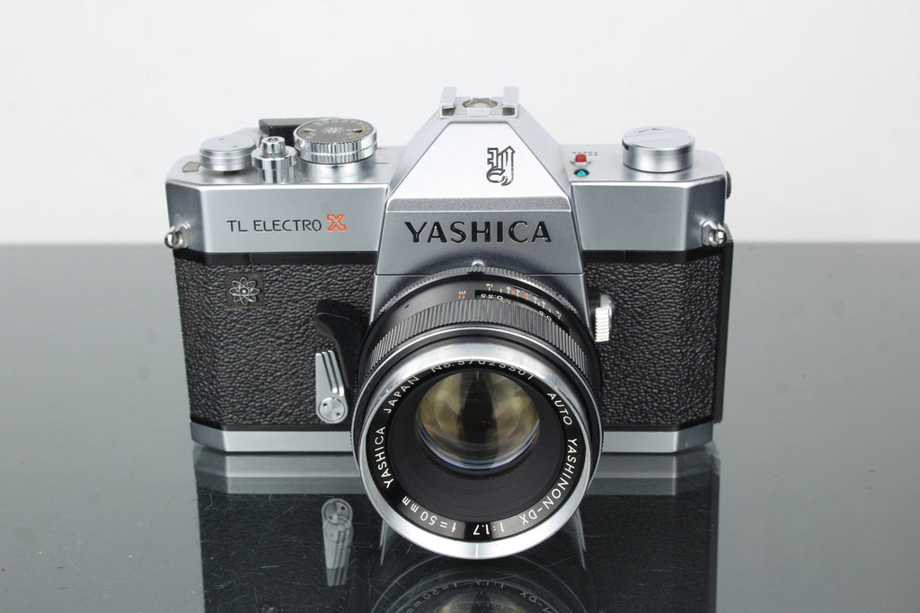 Yashica TL Electro X + 50mm 1.7 Yashinon - DX lens - Dutch|Thrift