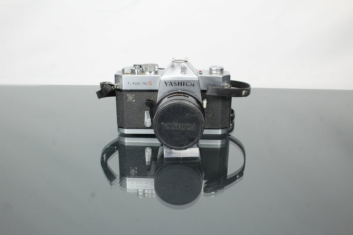 Yashica TL Electro X + Yashinon - DX 50mm f/2 lens - Dutch|Thrift