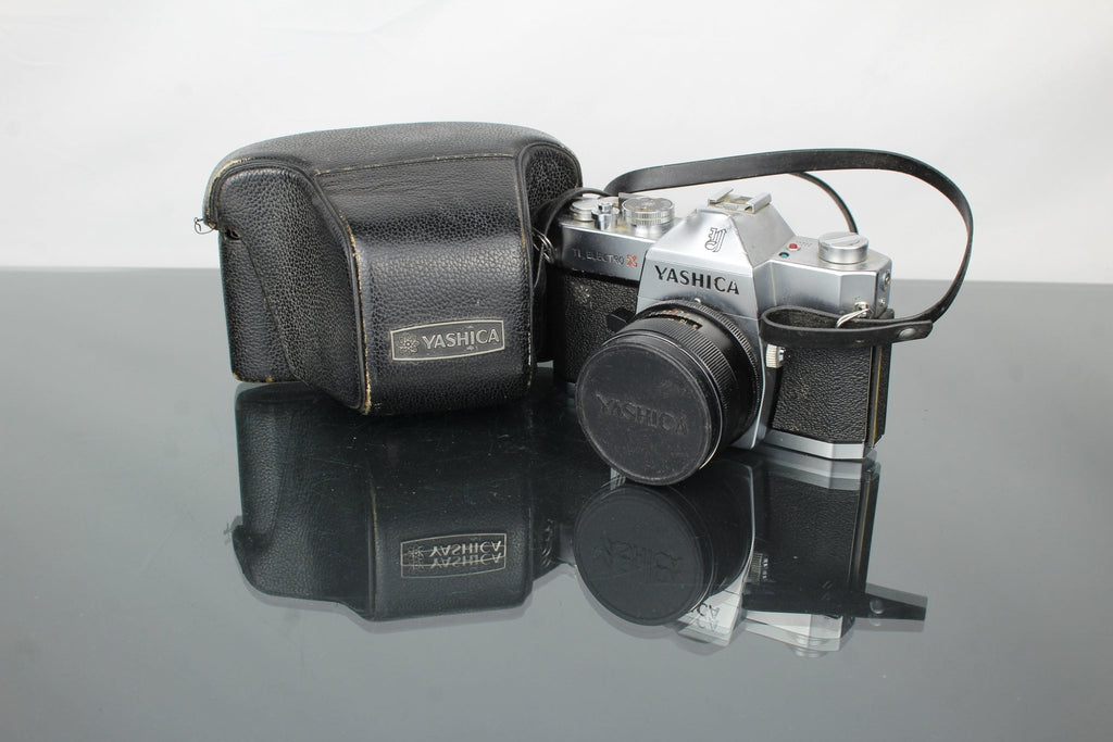 Yashica TL Electro X + Yashinon - DX 50mm f/2 lens - Dutch|Thrift