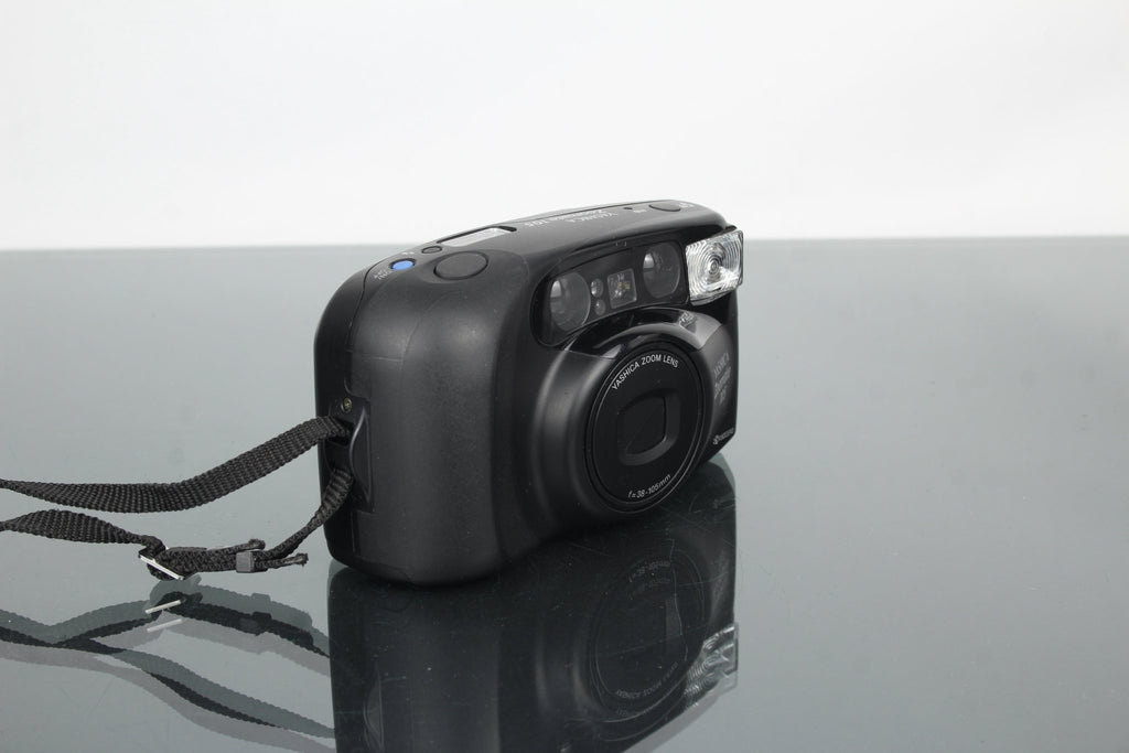 Yashica Zoomate 105 - Dutch|Thrift