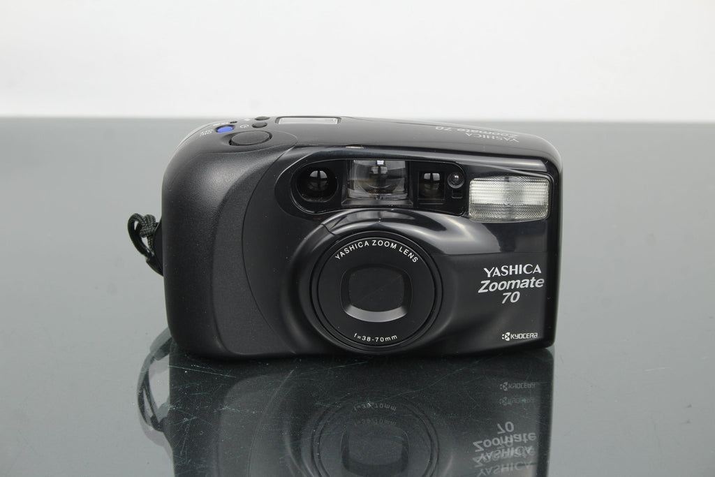 Yashica Zoomate 70 - Dutch|Thrift