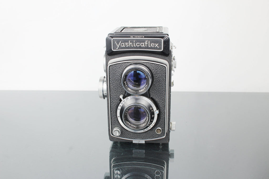 Yashicaflex - Dutch|Thrift