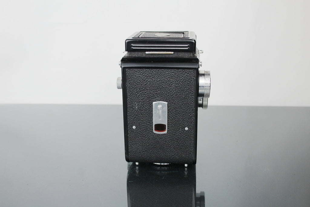 Yashicaflex - Dutch|Thrift