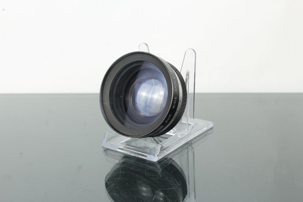 Yashikor aux. telephoto 1:4 s105 + Yashikor aux. wide angle 1:4 + Tele - wide finder - Dutch|Thrift