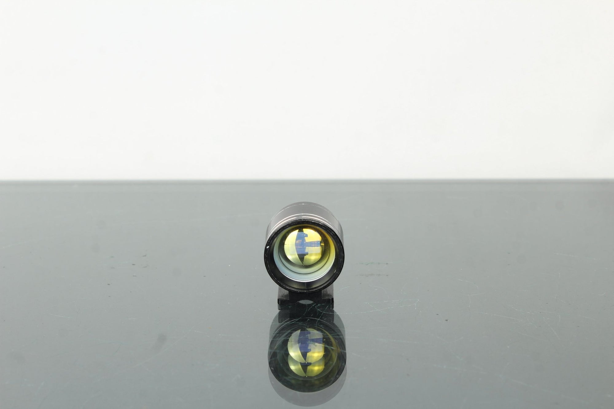 Yashikor aux. telephoto 1:4 s105 + Yashikor aux. wide angle 1:4 + Tele - wide finder - Dutch|Thrift