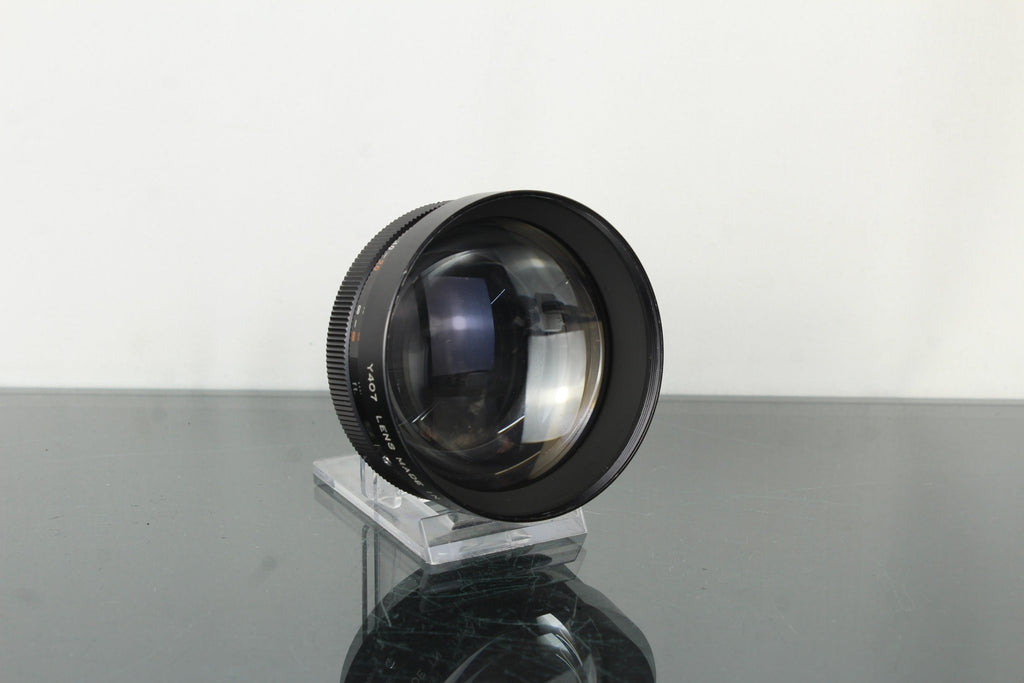 Yashinon - DS 50mm & Yashikor Auto 135mm - Dutch|Thrift