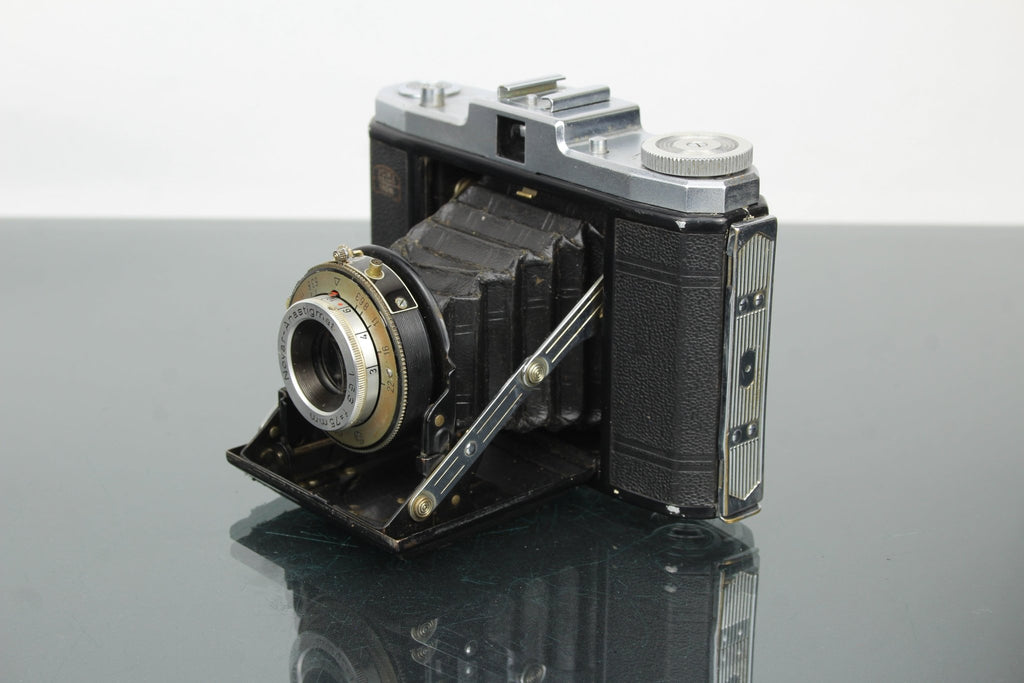 Zeiss Ikon Nettar - Dutch|Thrift