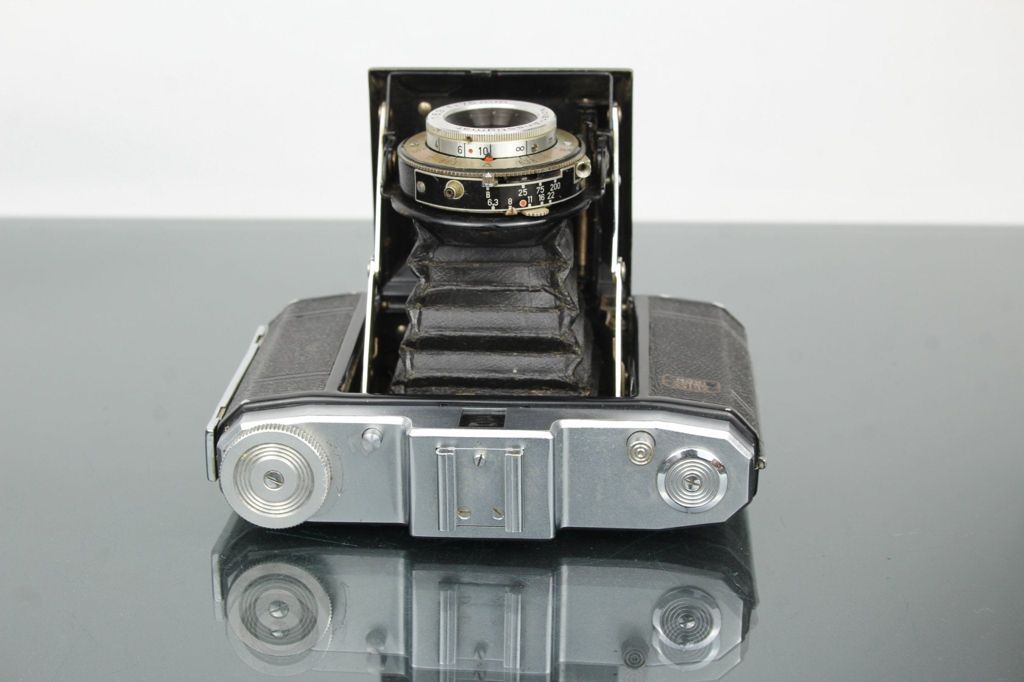 Zeiss Ikon Nettar – Dutch|Thrift