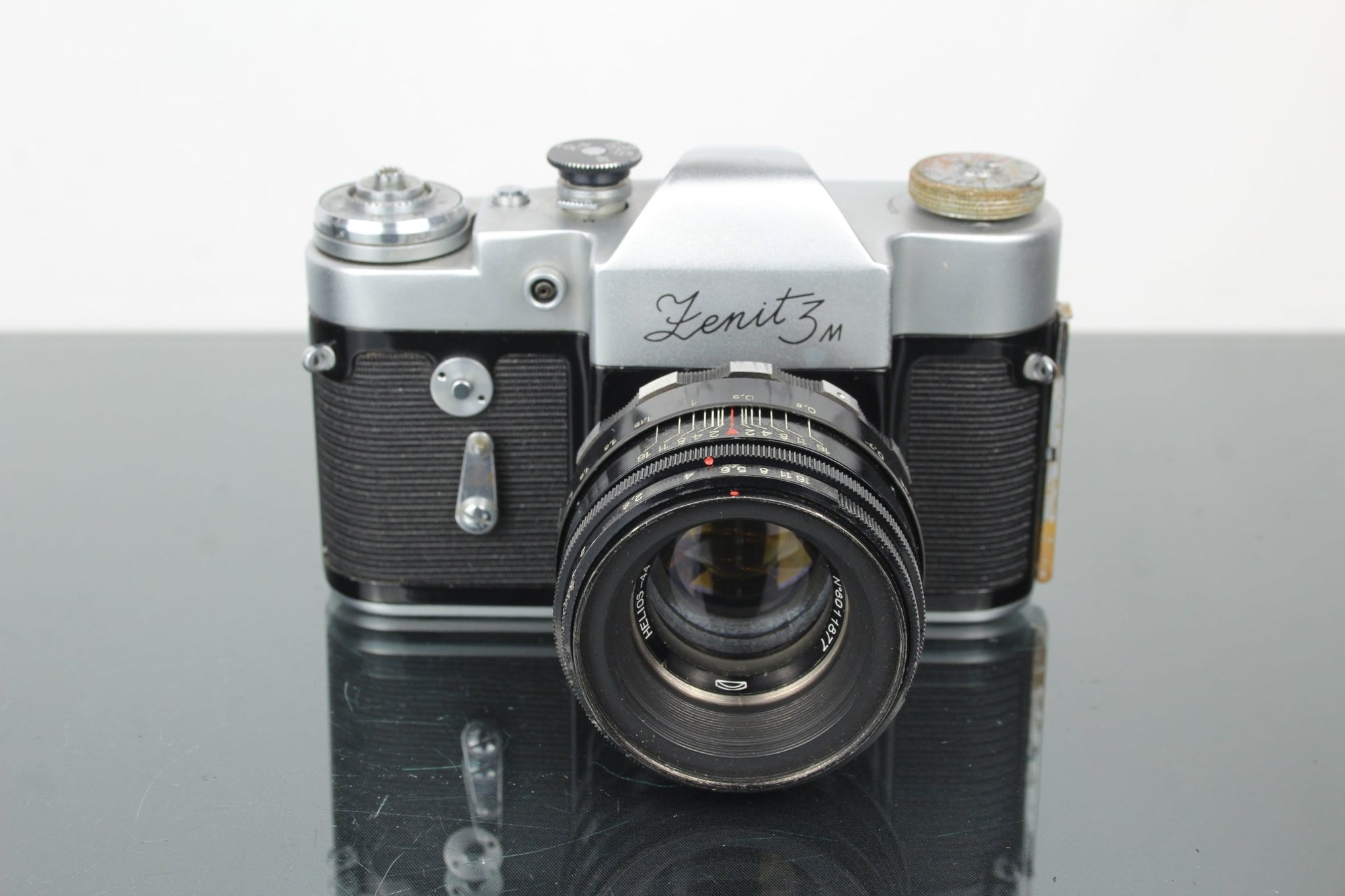 Zenit 3m + Helios - 44 58mm f/2 M42 lens - Dutch|Thrift