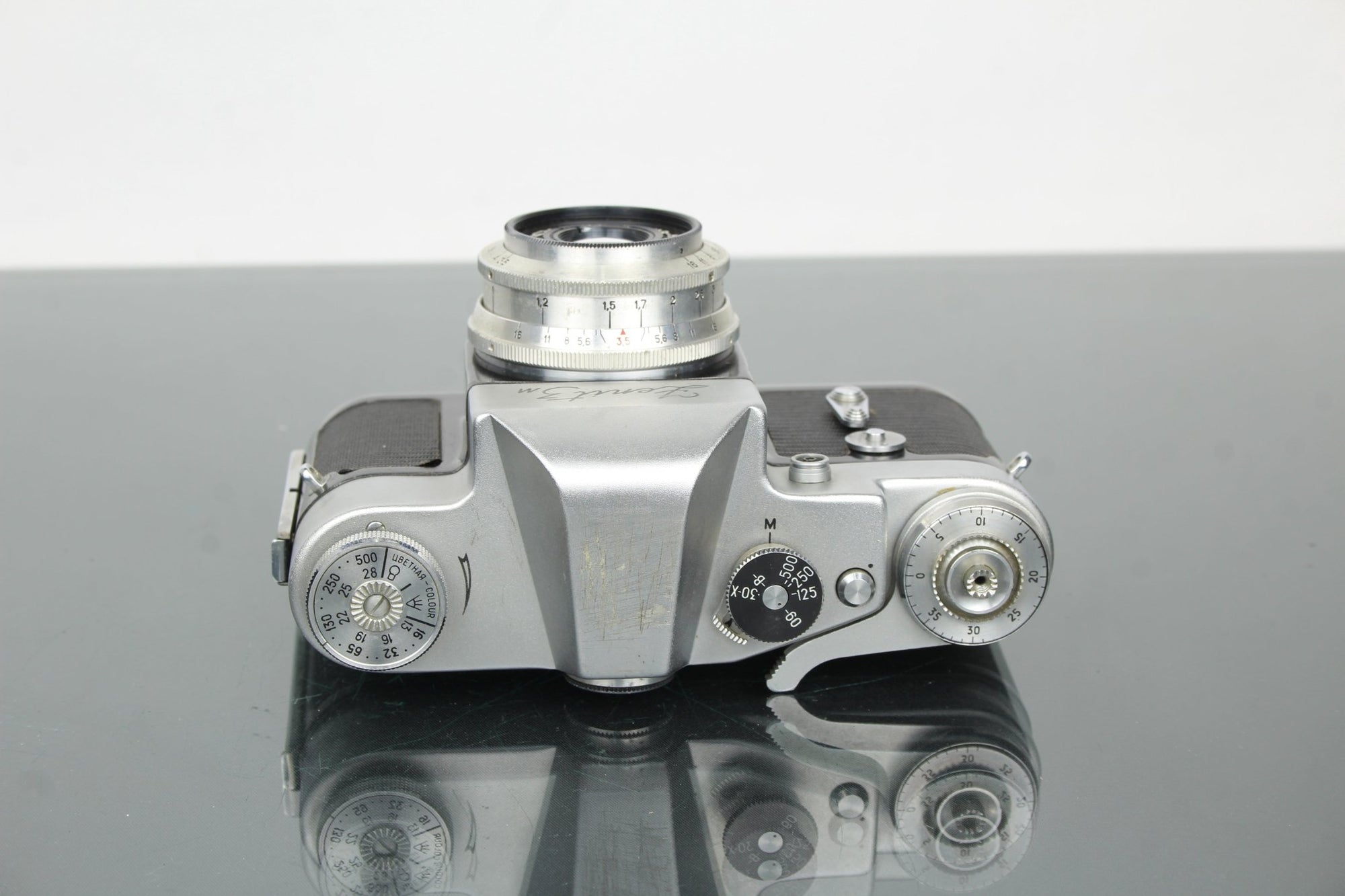 Zenit 3M + Industar - 50 50mm f/3.5 M42 lens - Dutch|Thrift