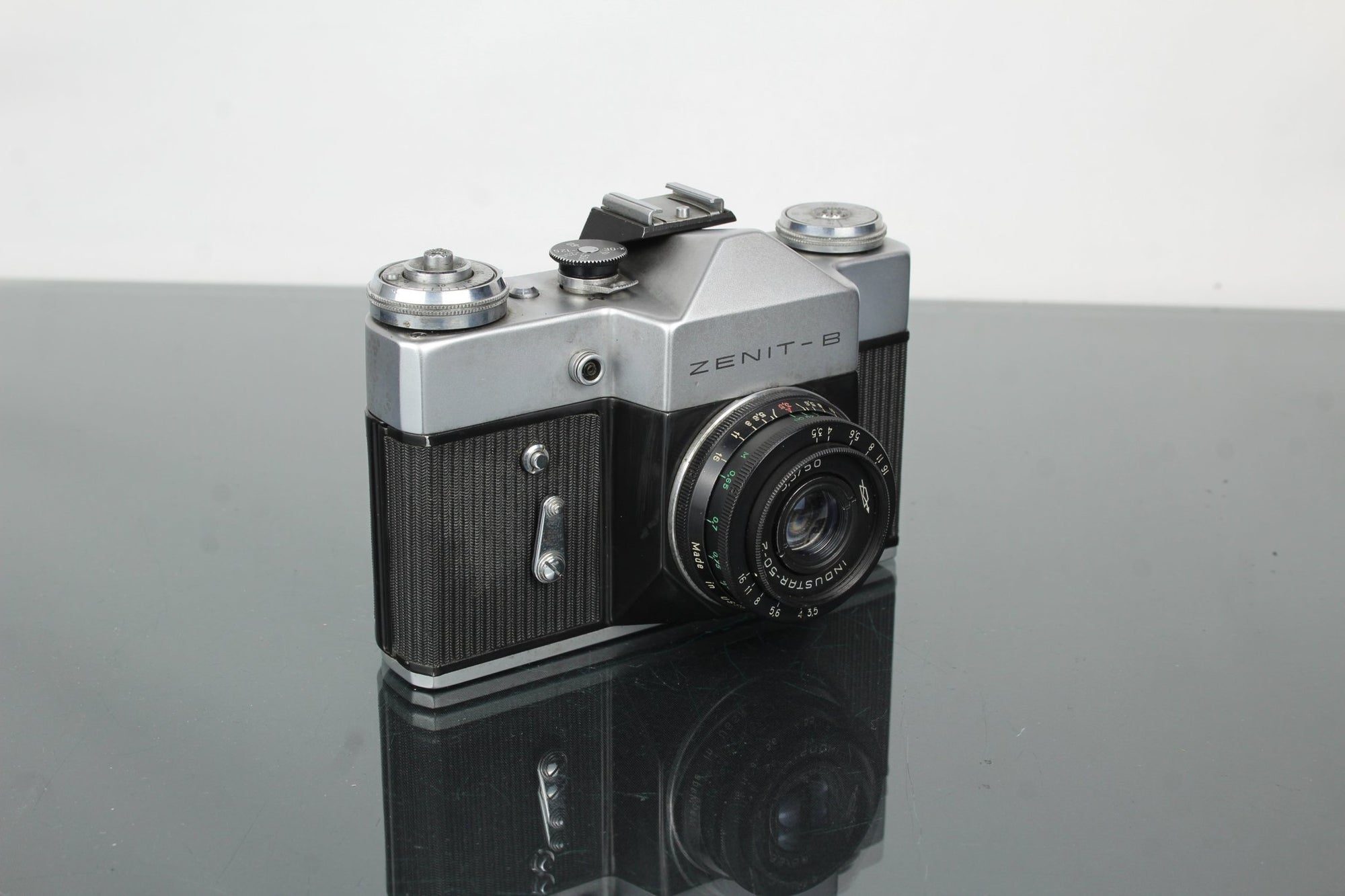 Zenit - B + Industar - 50 - 2 50mm f/3.5 M42 lens - Dutch|Thrift