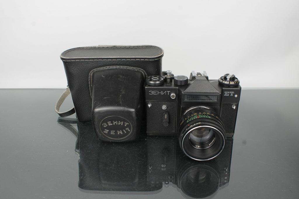 Zenit ET + Helios - 44 - 2 2/58 - Dutch|Thrift