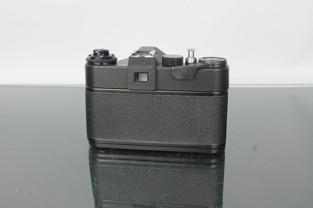 Zenit ET + Helios - 44 - 2 2/58 - Dutch|Thrift