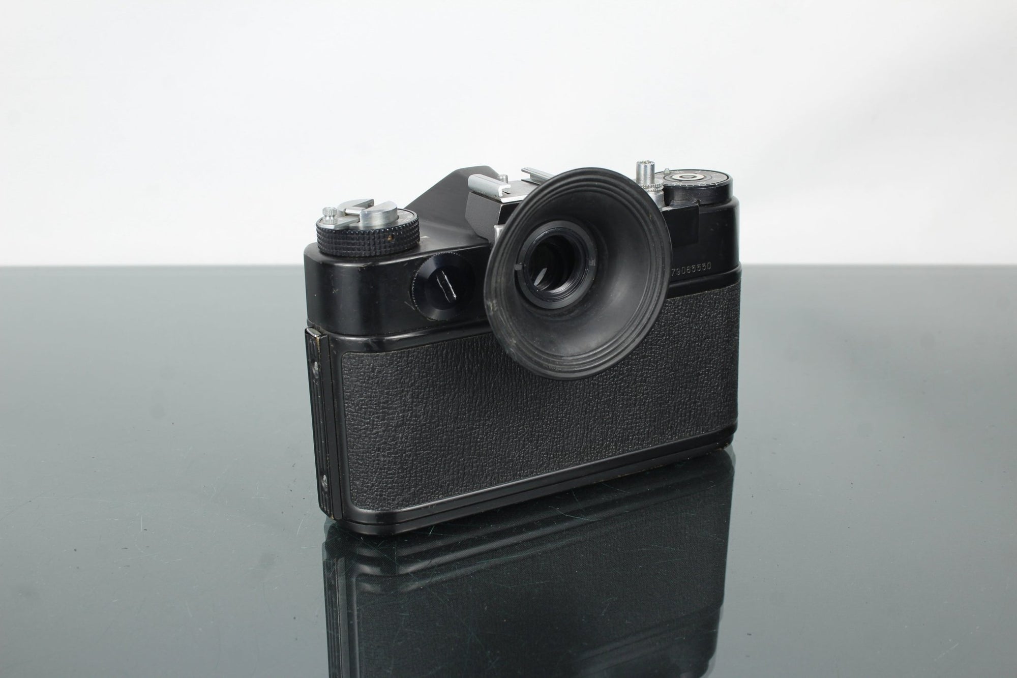 Zenit TTL + Helios - 44M 58mm f/2 M42 mount lens - Dutch|Thrift