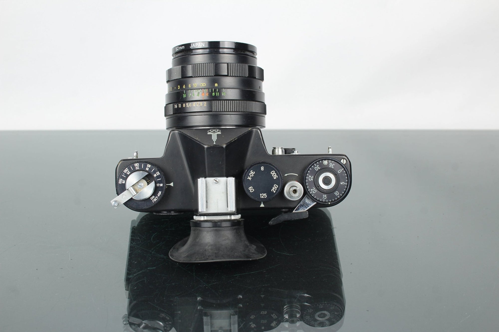 Zenit TTL + Helios - 44M 58mm f/2 M42 mount lens - Dutch|Thrift