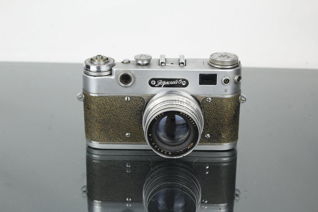 Zorki 5 + Industar - 50 50mm f/3.5 M39 lens - Dutch|Thrift