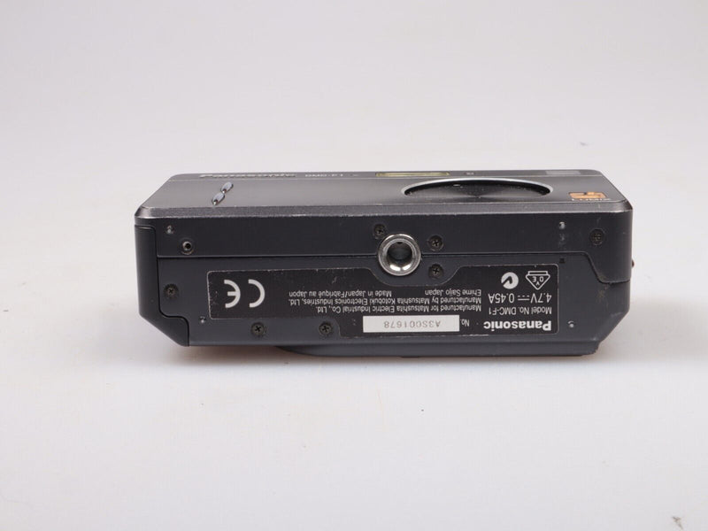 Panasonic Lumix DMC-F1 | 3.2MP | Compact Digital Camera