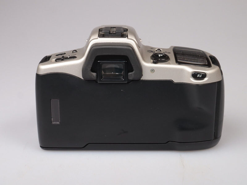 Minolta Dynax 500si | 35mm SLR Film Camera | Body Only | Silver