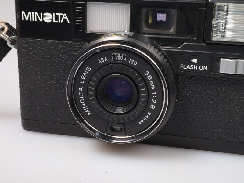 Minolta Hi-Matic S2 | 35mm Point & Shoot Camera | 38mm f2.8 Lens | Black
