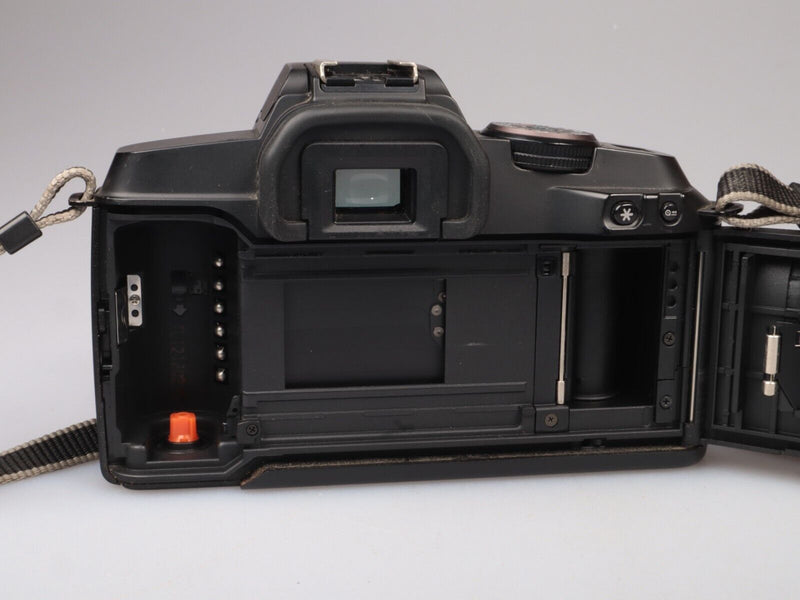 Canon EOS 5000 | 35mm SLR Film Camera | Body Only | Black