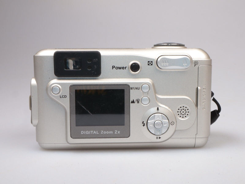 Medion MD 2998 | Digital compact camera | 5 MP | AA | Silver