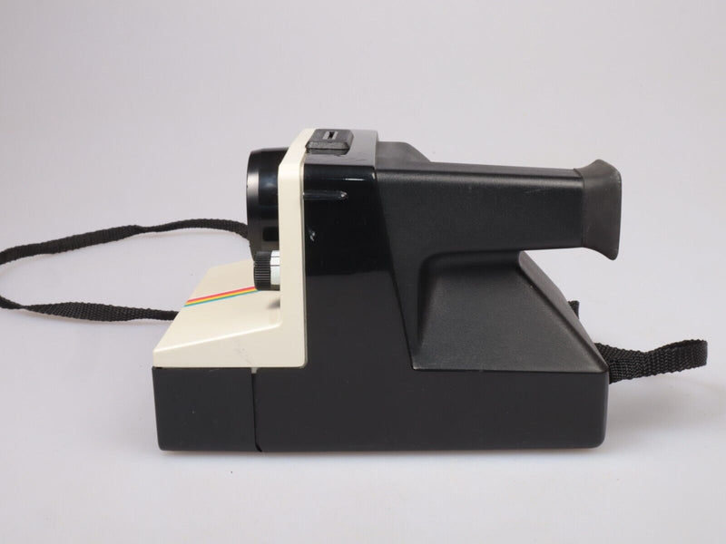 Polaroid 1000 Land Camera for SX-70 Instant Colour Pictures | Red Button