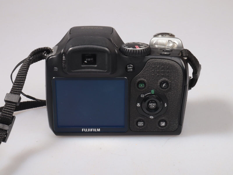 FUJIFILM FINEPIX S8100FD | Digital Bridge Camera | 10 MP | Black