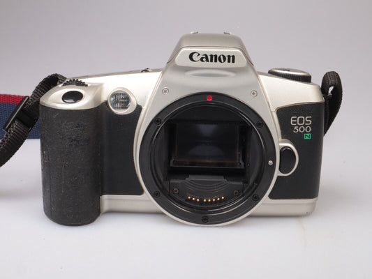 Canon EOS 500N | Cámara de película SLR de 35 mm | Sólo cuerpo | Plata #2645