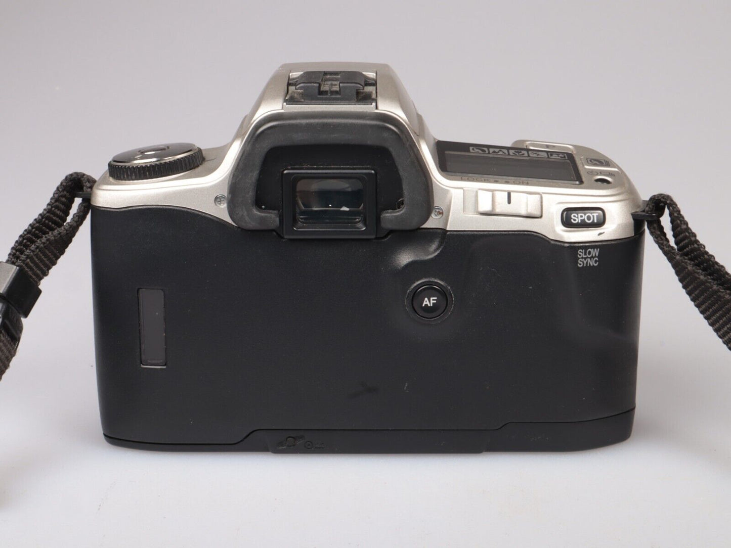 Minolta Dynax 505si | Cámara de película SLR de 35 mm | Sólo cuerpo | Plata