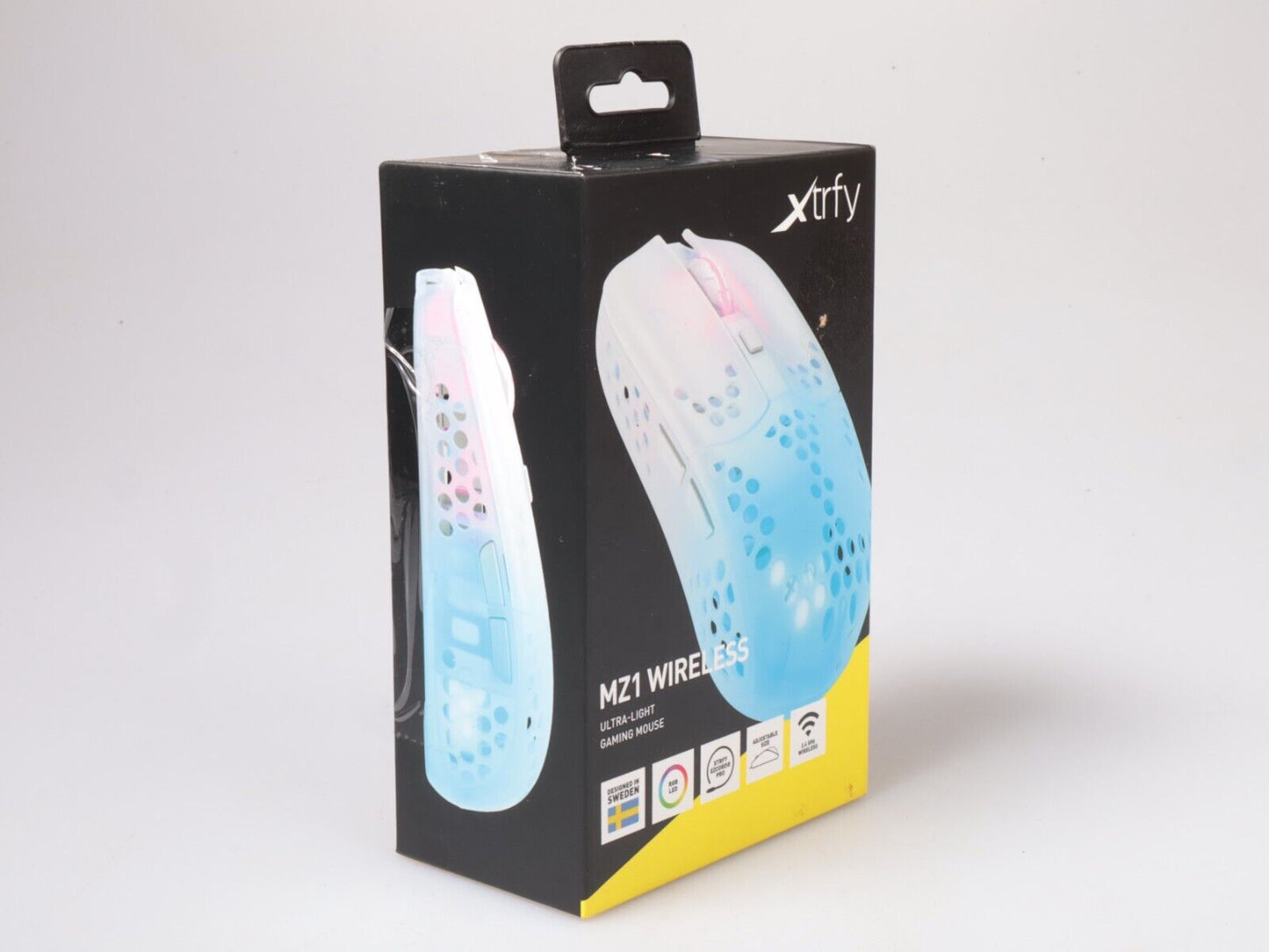 Xtrfy Mz1 Zys-rail | Bedrade witte gamingmuis | USB ultralicht 16k DPi