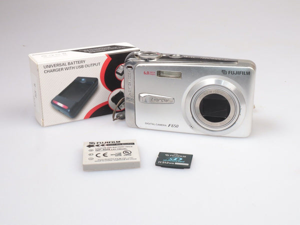 Fujifilm FinePix F Series F650 | Digital Compact Camera | 6.0MP | Silver