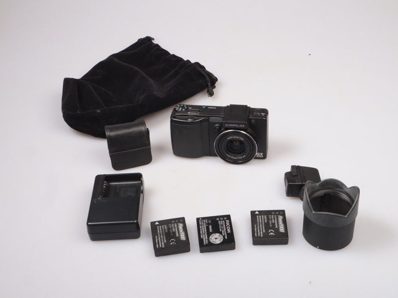 RICOH Caplio GX100 VF KIT | 5.1-15.3mm | HA-2 Hood & Adapter | batteries | Black