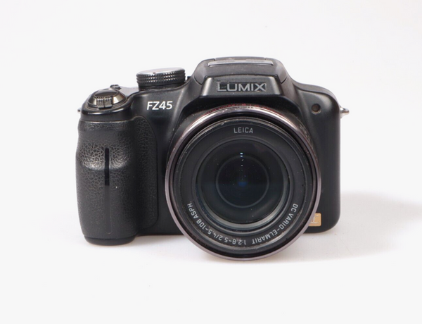 Panasonic Lumix DMC-FZ45 | Bridge Camera | 14 MP | Black