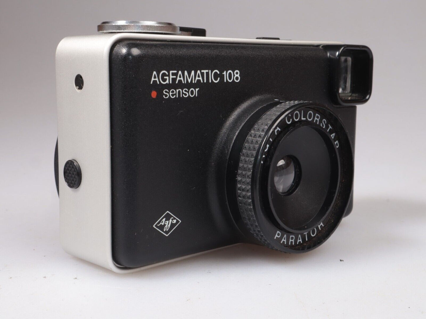 AGFAMATIC 108-SENSOR | 126 Cartridge Richt-en-schiet filmcamera | Zwart