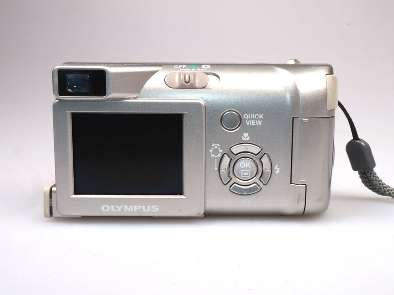 Olympus Camedia C-310 Zoom | Digital Compact Camera | 3.2MP | AA | Silver