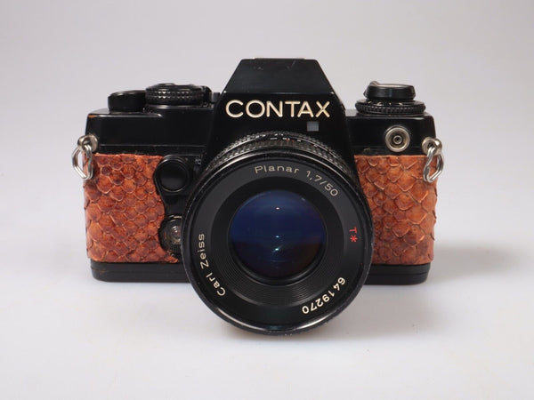 Contax 139 Quarts | 35mm Film Camera | Carl Zeiss planar 50mm f/1.7
