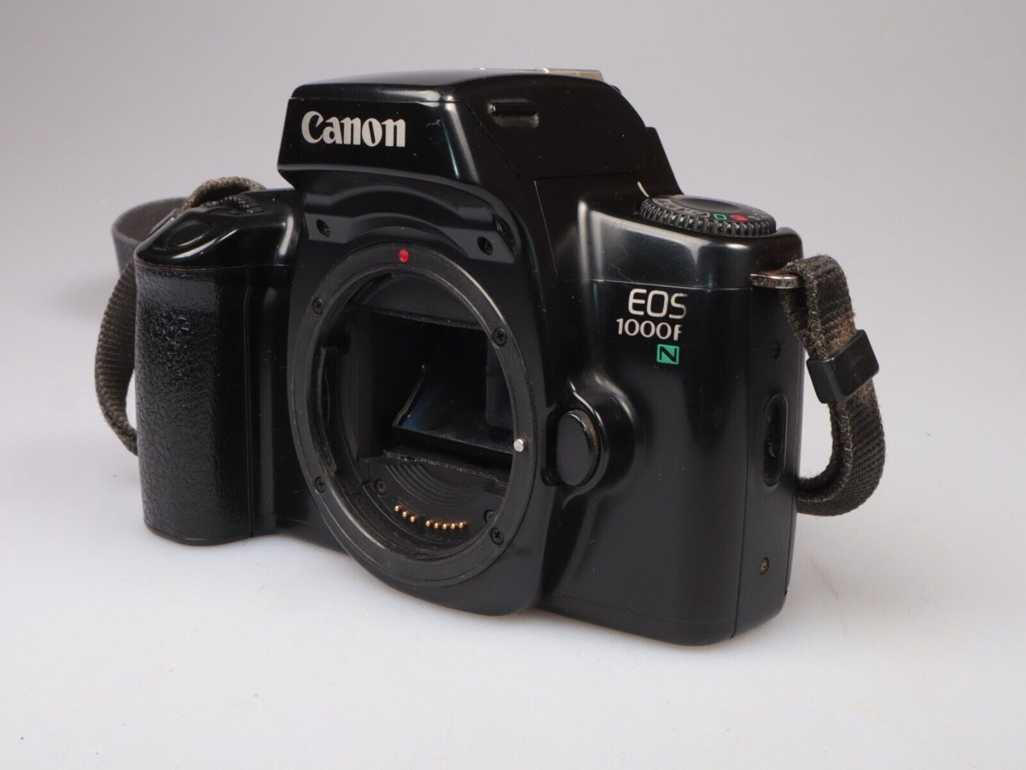 Canon EOS 1000F N | Cámara de película SLR de 35 mm | Sólo cuerpo | Negro